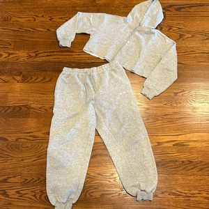 Boohoo joggers and crop top set